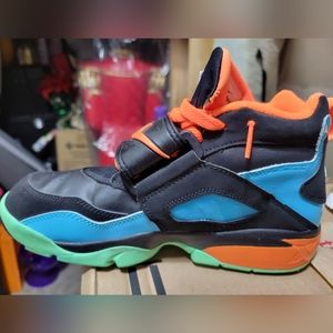 Nike Air Diamond Turf 2 GS Gamma Blue Black- 7 youth/ 9 in women's